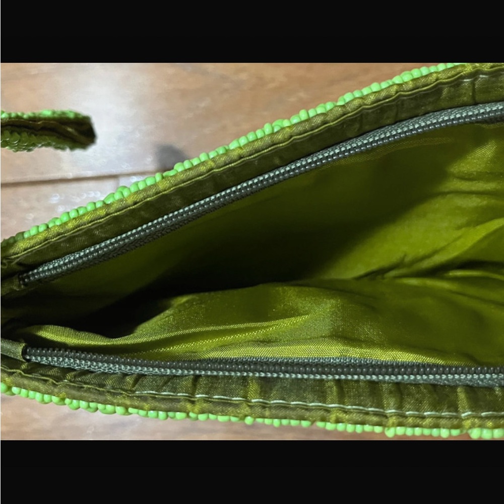 Beaded Green Wristlet Clutch with Wooden Accent - Picture 6 of 6